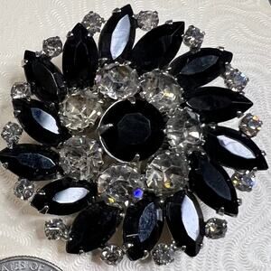 Vintage WEISS Singed Round Statement Brooch AB Rhinestones Givre Stones Black